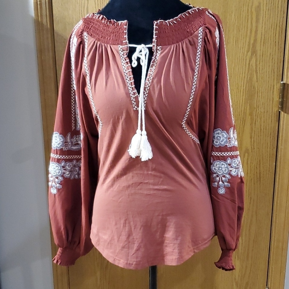 Gimmicks balloon sleeve embroidery boho rust orange smocked top